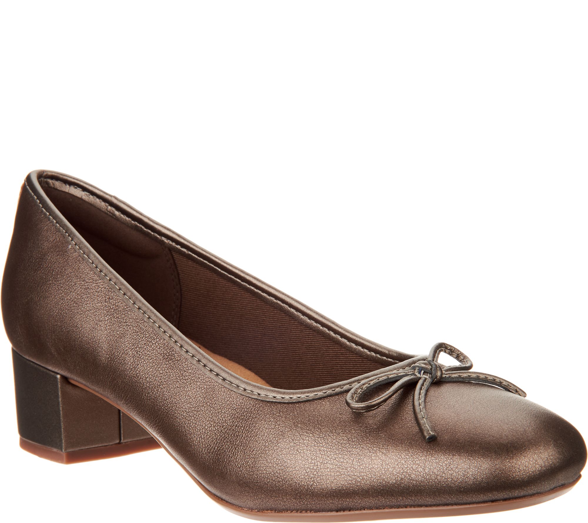 clarks low heel pumps