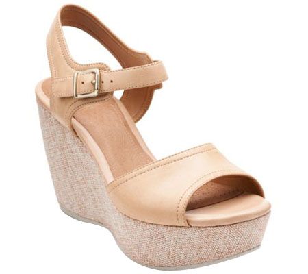 clarks artisan wedge