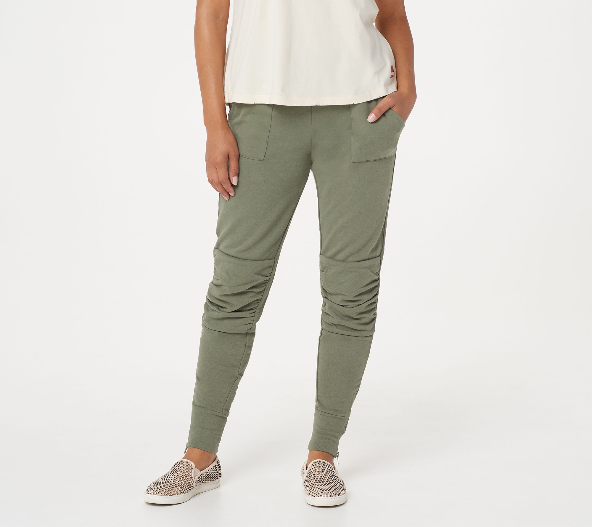 tapered jogger pants