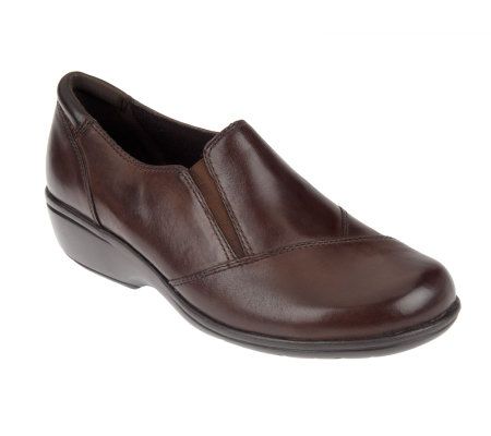 clarks artisan shoes