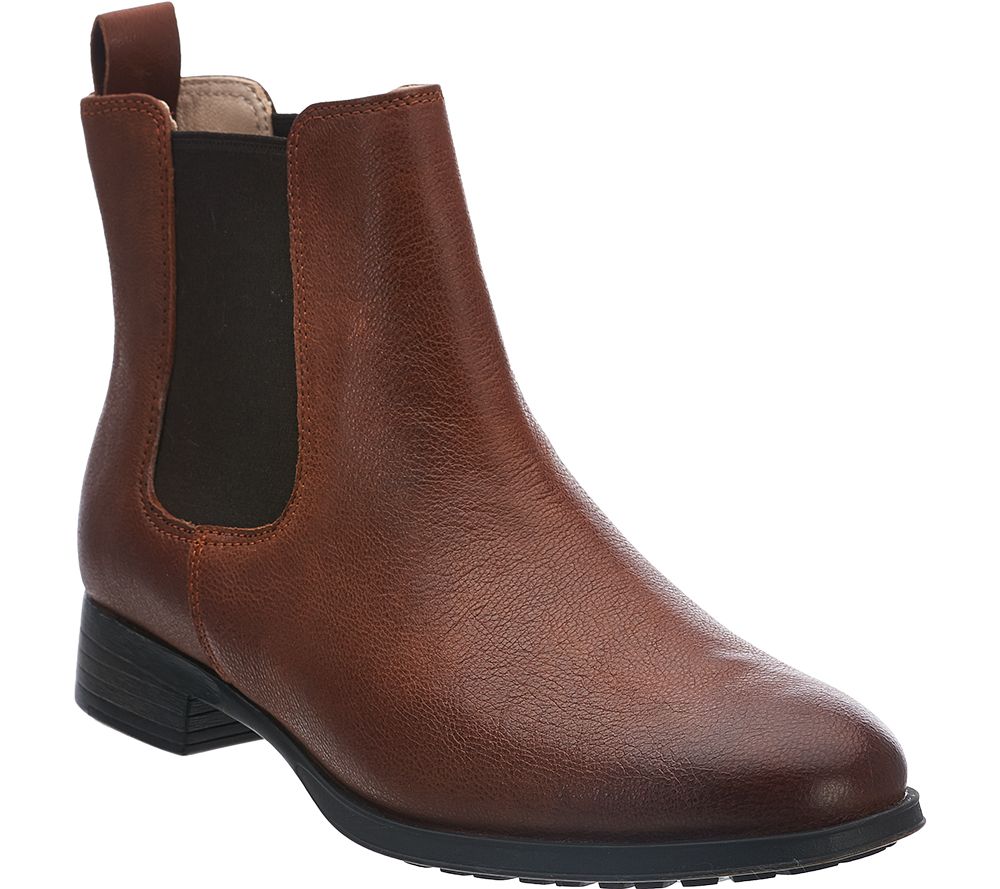 clarks narrative boots