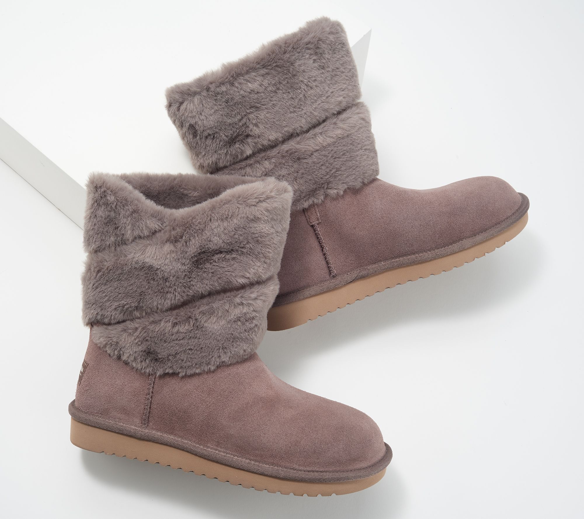short ugg boots with fur