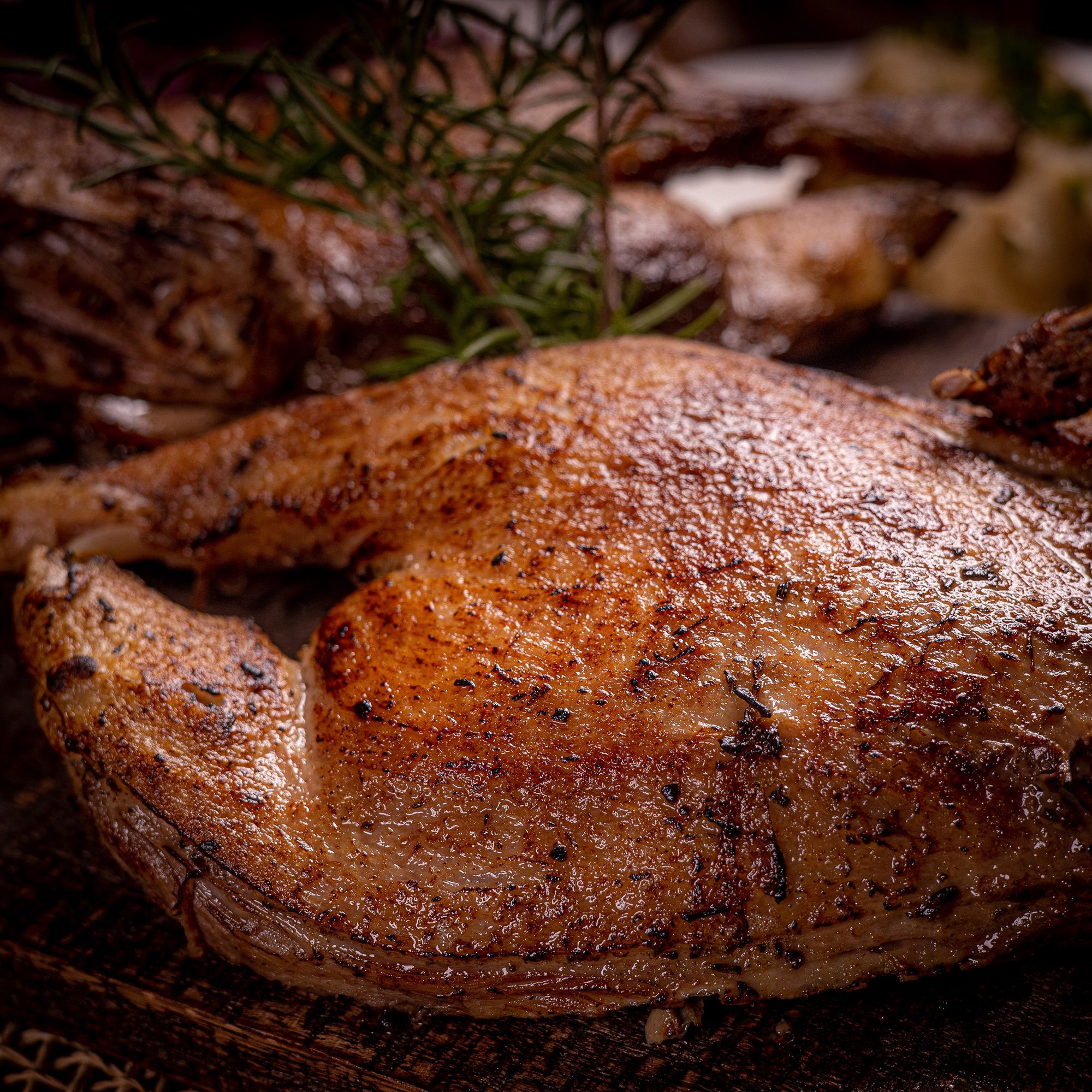 GRAMAI ALM ALPENGOURMET 2 halbe Enten Apfel Rotkohl Semmelknödel