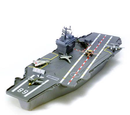 planes aircraft carrier toy