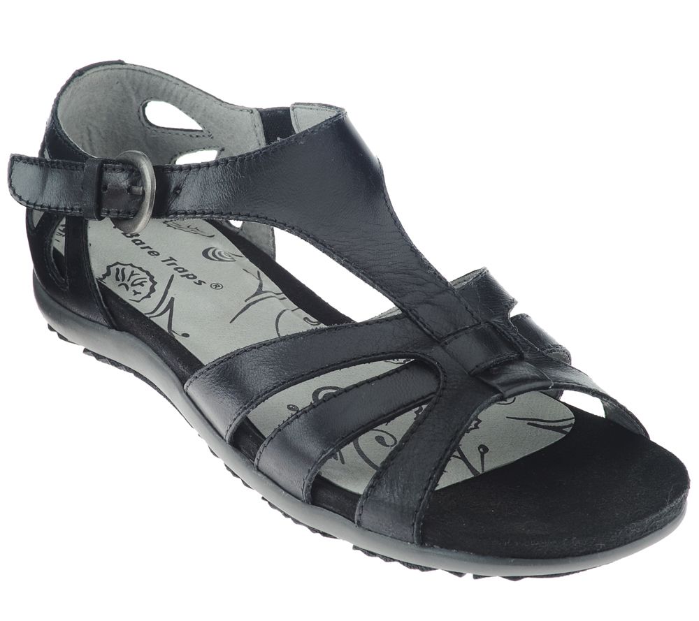 Discontinued bare hot sale trap sandals