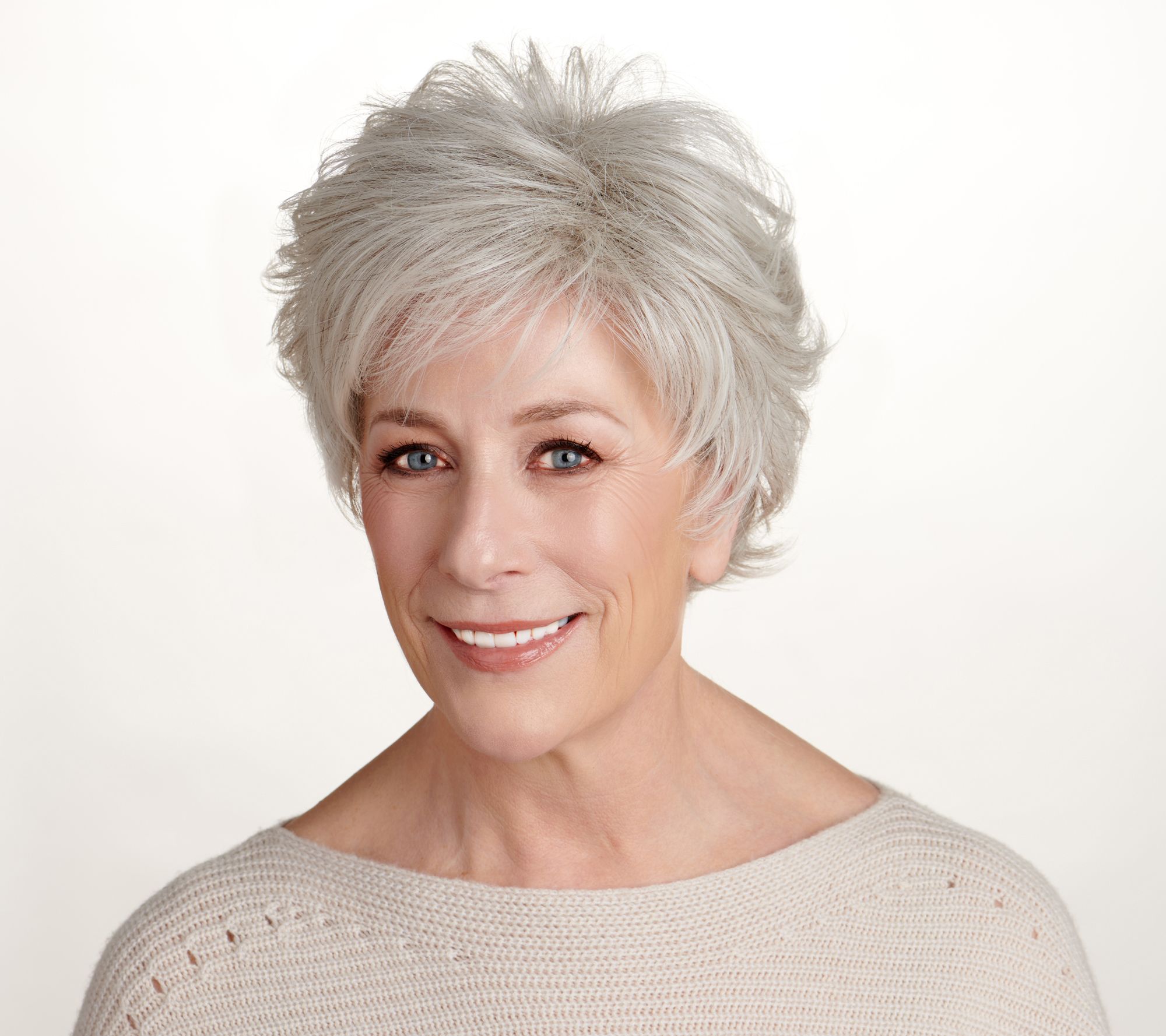 Hairdo Flirty Flip Short Styled Wig