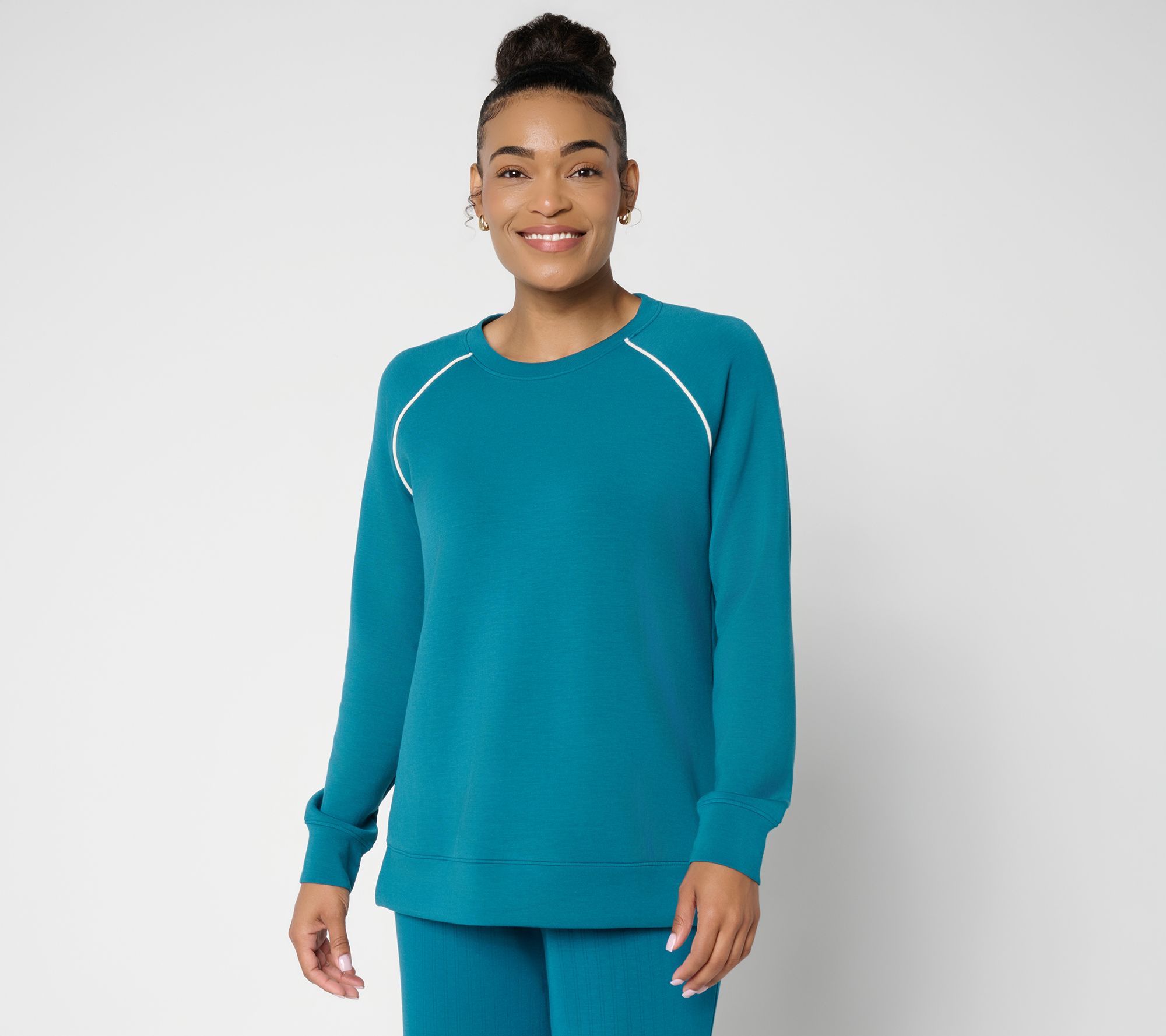 Belle by Kim Gravel ScubaLuxe Pop of Piping Crewneck Top