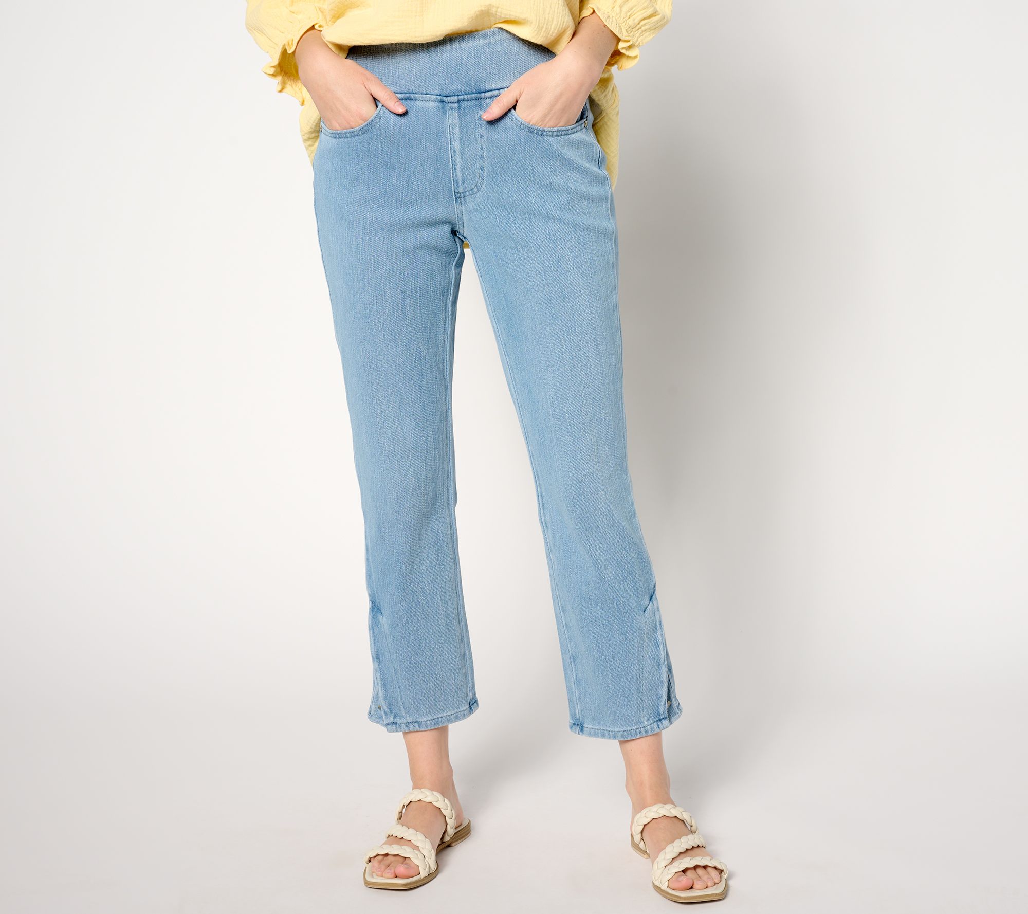 Belle by Kim Gravel Petite Flexibelle Anchor Button Cropped Jean