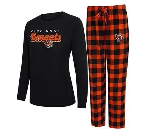 NFL Officially Licensed Women's Long Sleeve Tee Pajama Set