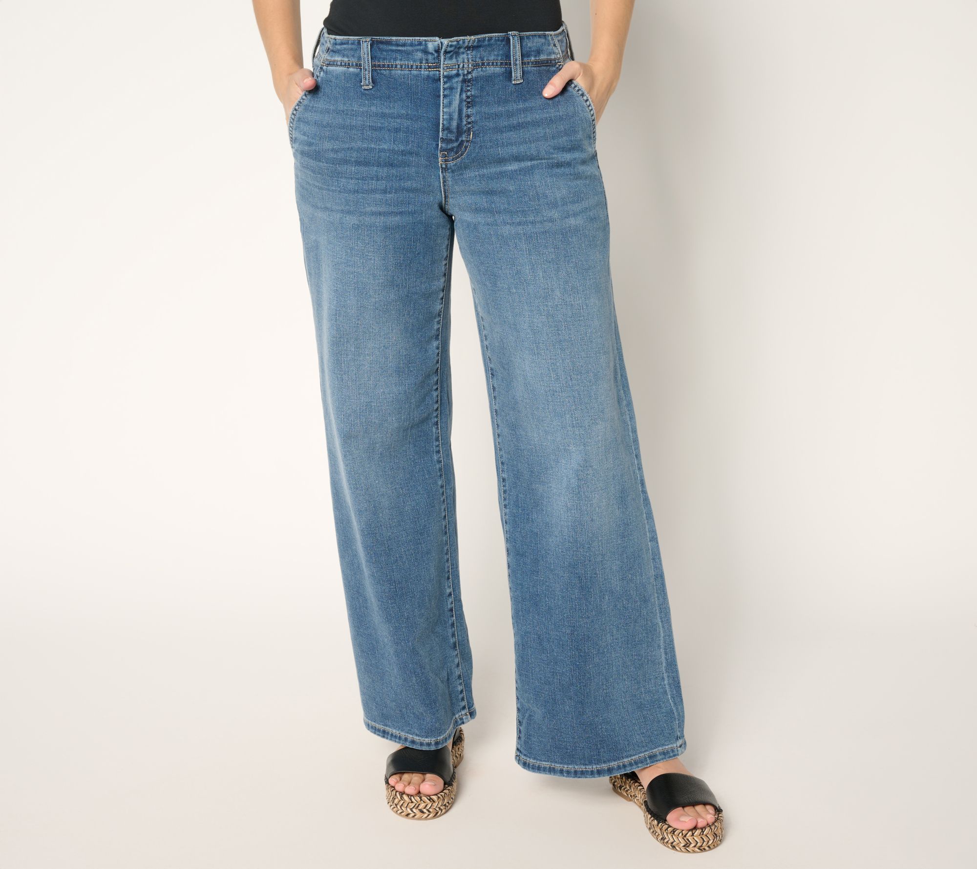 "As Is" Liverpool Los Angeles Weekender Relaxed Jean
