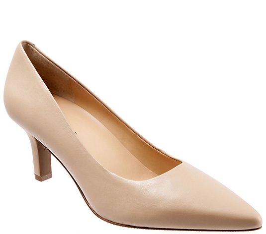 Trotters Simple Leather Pumps - Noelle