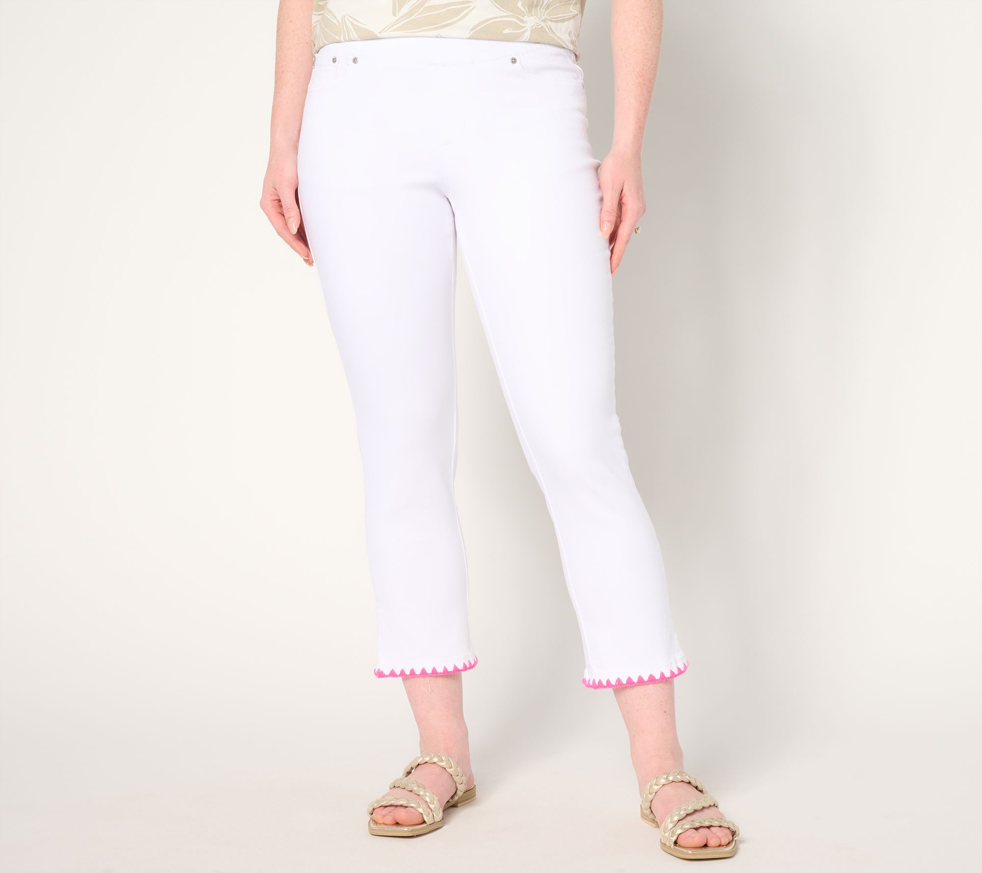 Belle by Kim Gravel Petite TripleLuxe Twill Crochet Trim Crop Jean