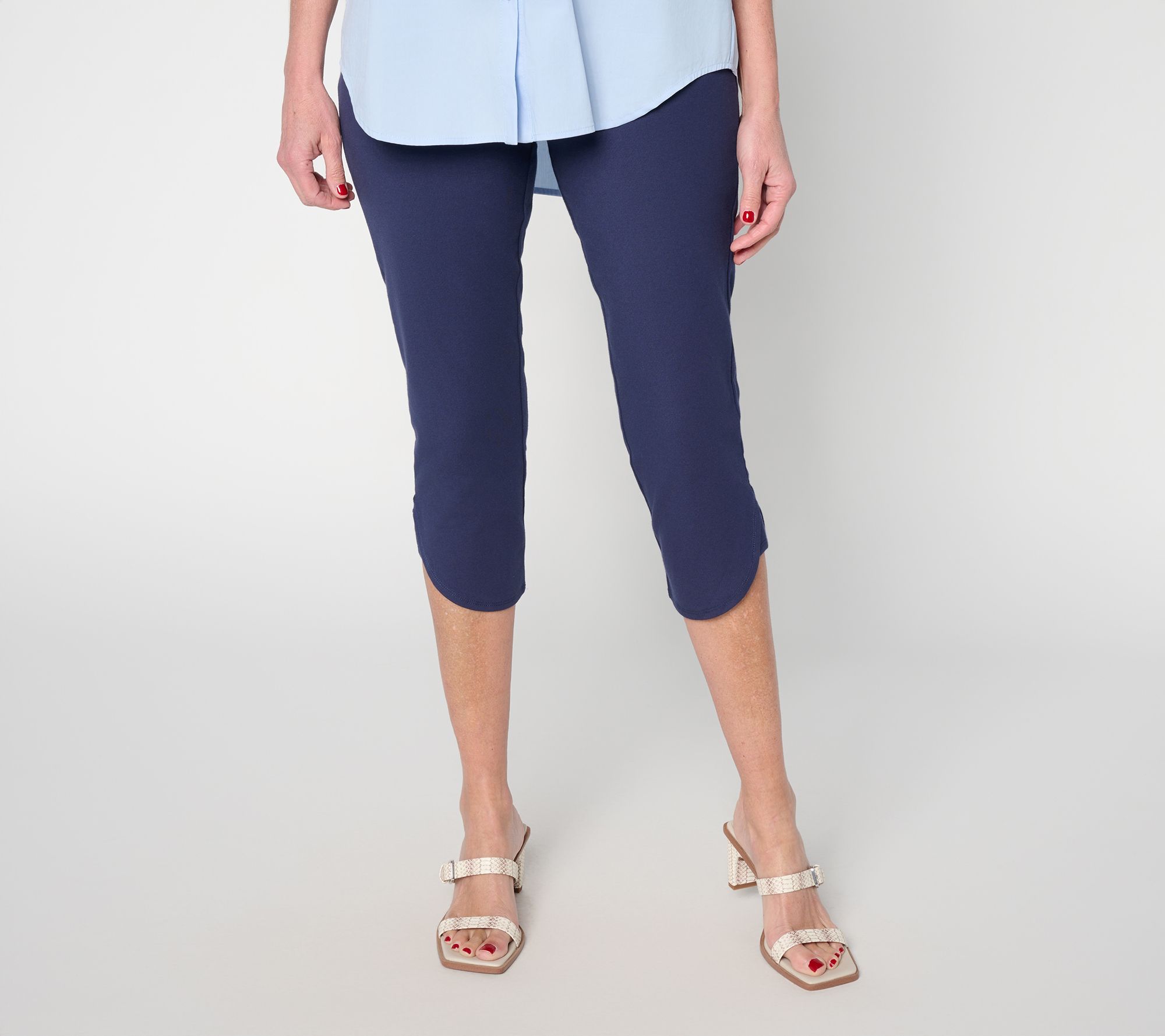 Women with Control Regular 86/14 Slim Leg Capri Empower Pant