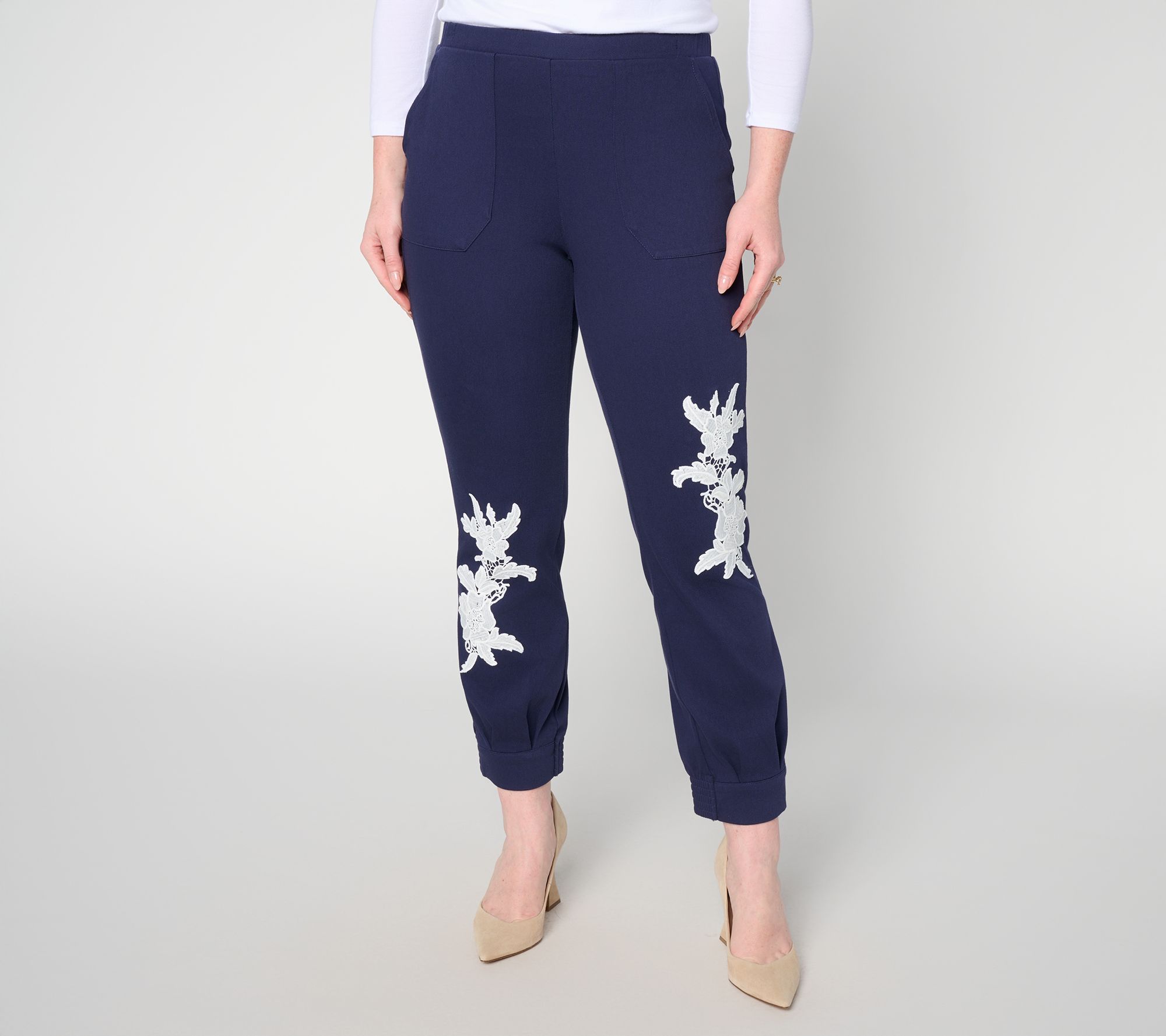 Women with Control Regular Twill Ankle Icon Jogger