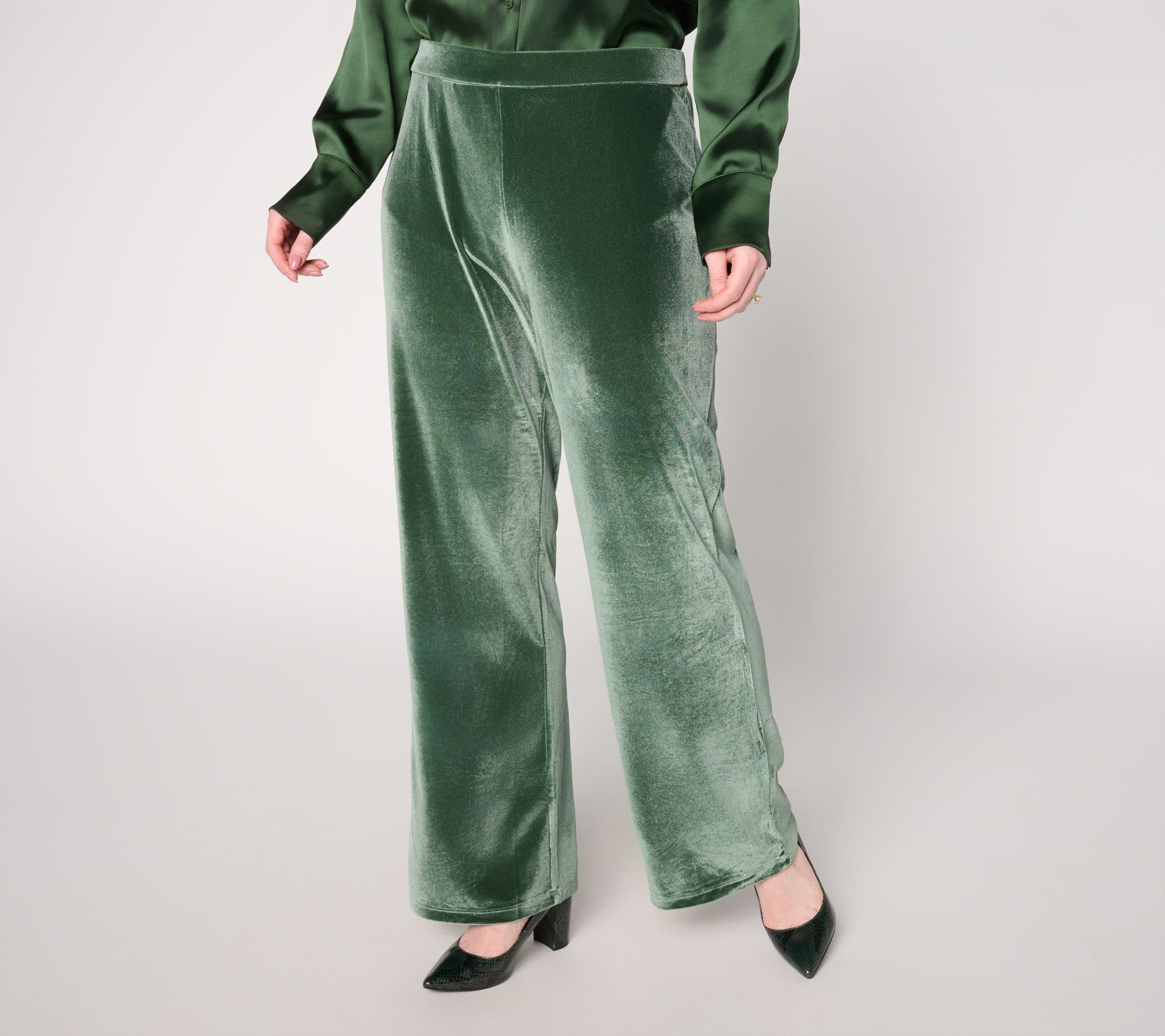 BEAUTIFUL by Lawrence Zarian Petite Velvet Pant