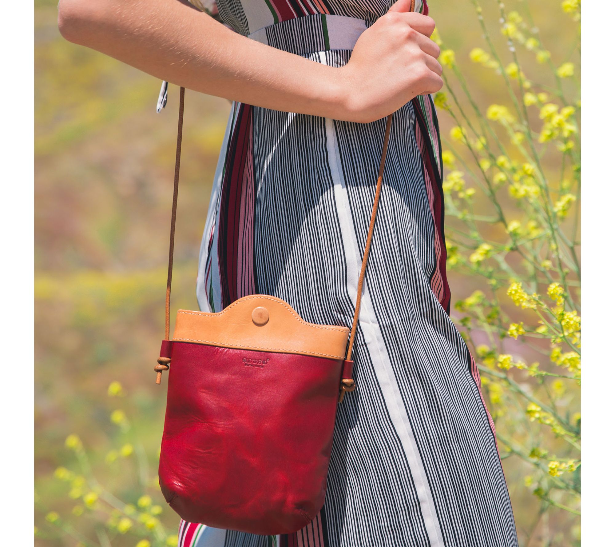 Old Trend Out West Leather Crossbody