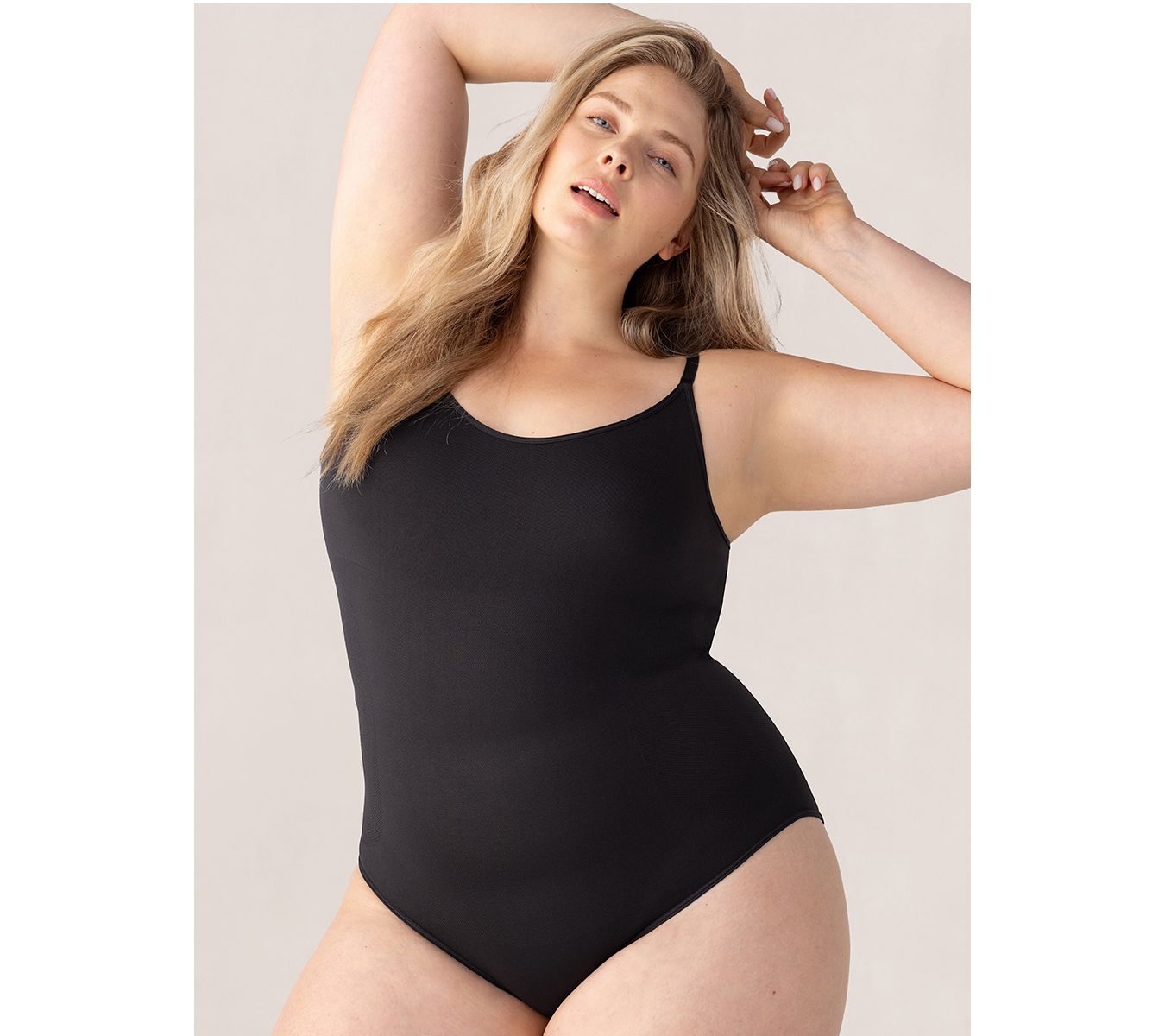 SHAPERMINT Essentials Complete Smoothing One Piece Swimsuit, Black, Medium  : : Clothing, Shoes & Accessories