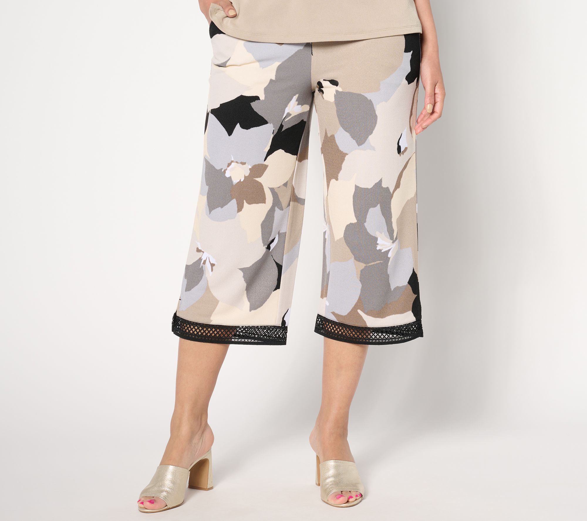 "As Is" Isaac Mizrahi Live! Petite Printed Pebble Knit Culotte Pants
