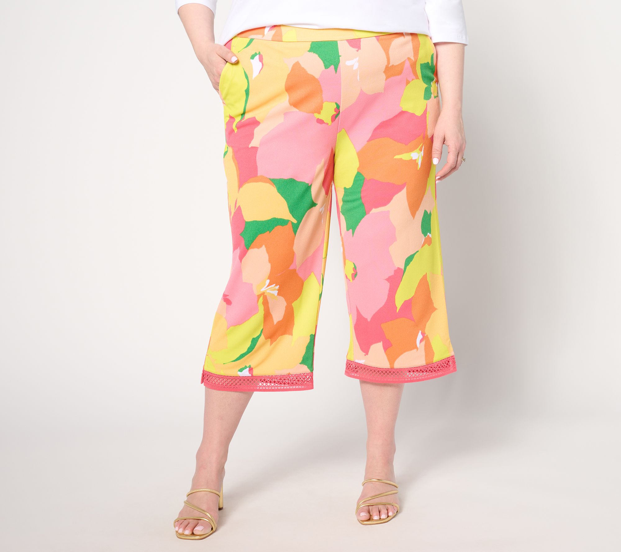 "As Is" Isaac Mizrahi Live! Petite Printed Pebble Knit Culotte Pants