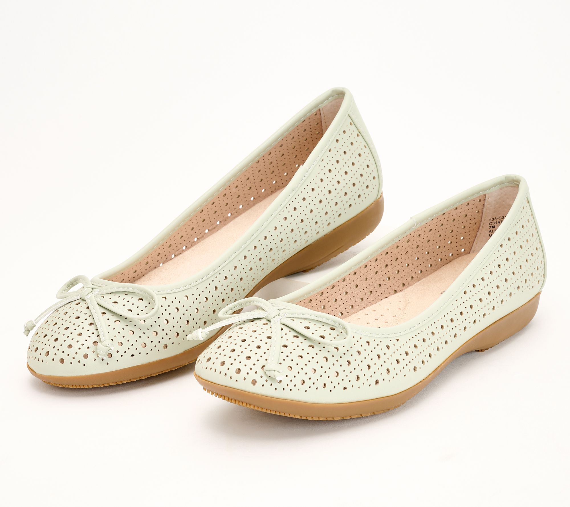 Cliffs by White Mountain Ballet Flats - Cheryl