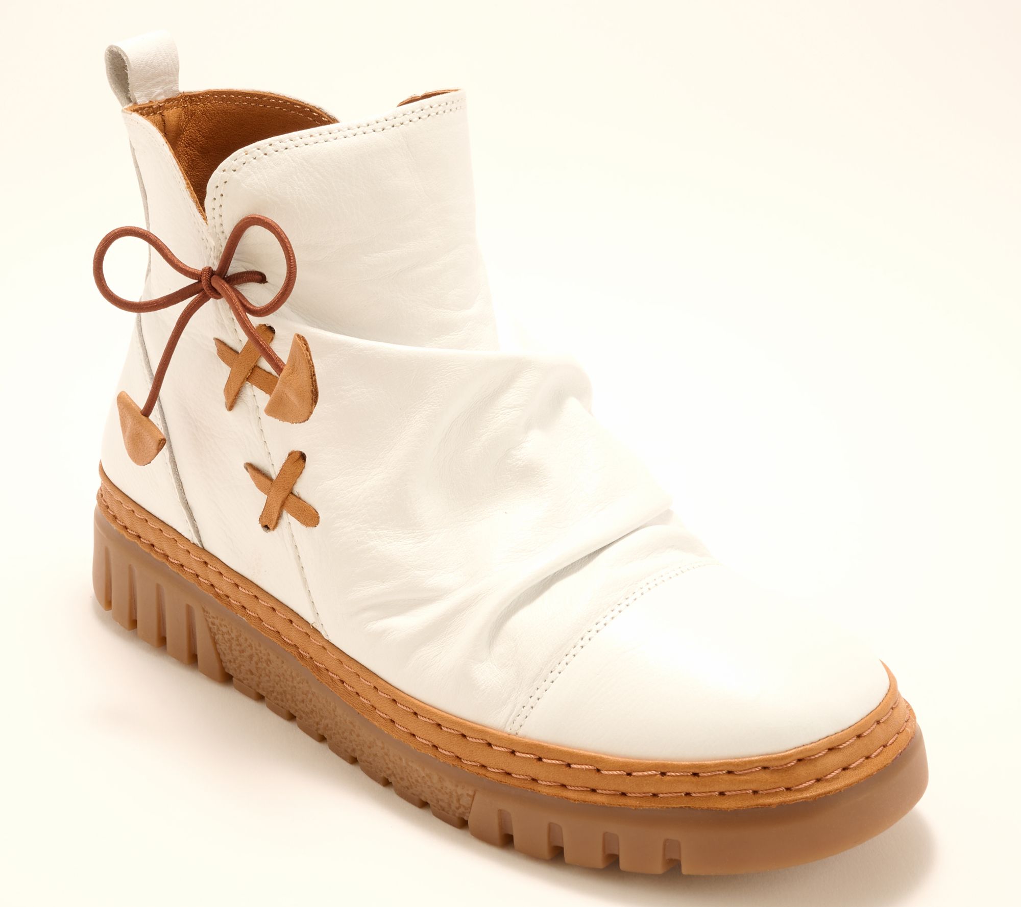 Spring Step Leather Ankle Boots - Vandis