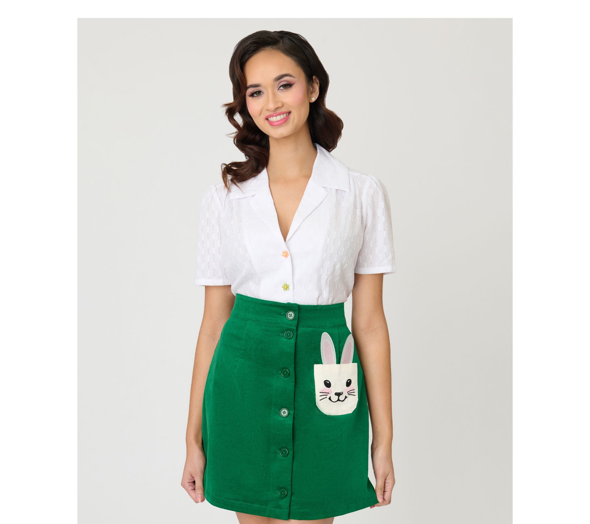 Unique Vintage White & Flower Buttons Cotton Blouse