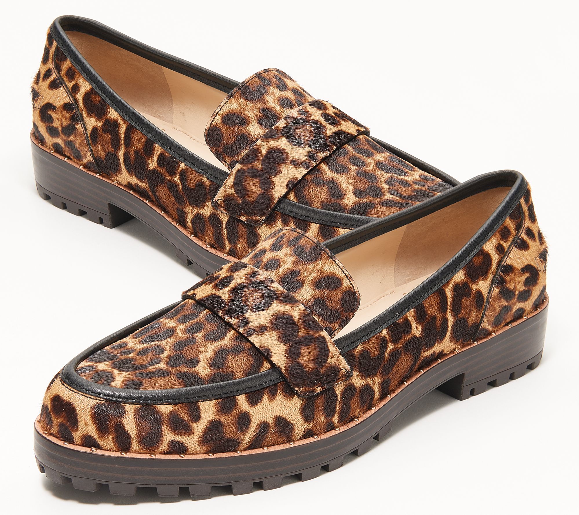 vince camuto golinda lug sole flat