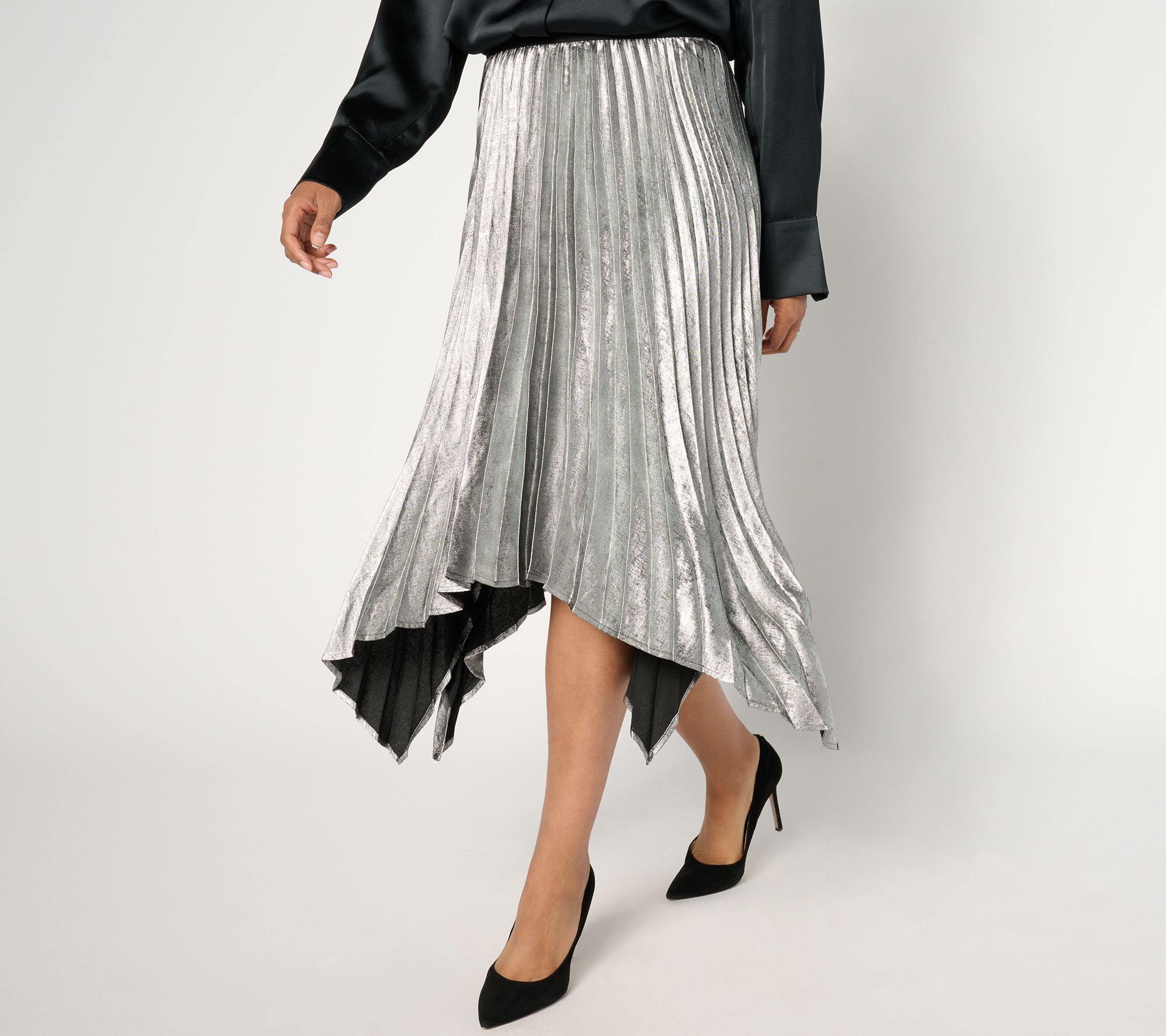 GRAVER Susan Graver Petite Metallic Woven Pleated Skirt