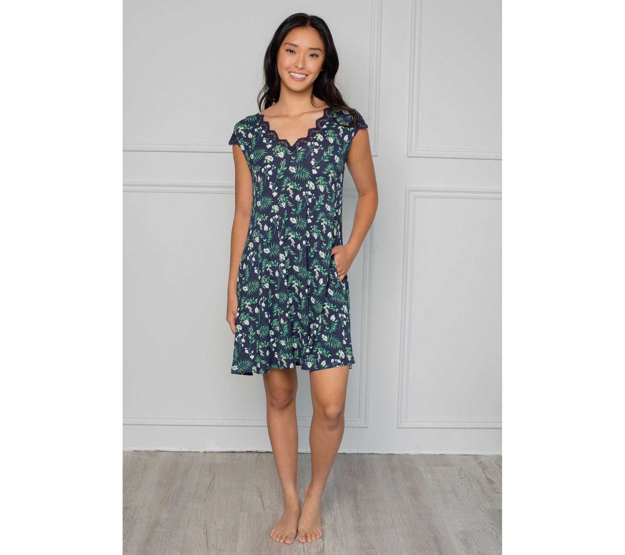 LATTELOVE Lace Trim Lounge Dress