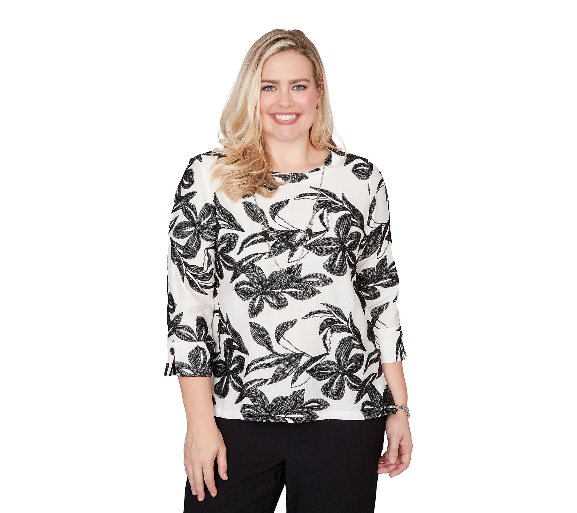 Alfred Dunner Petite Embroidered Flower Top with Necklace
