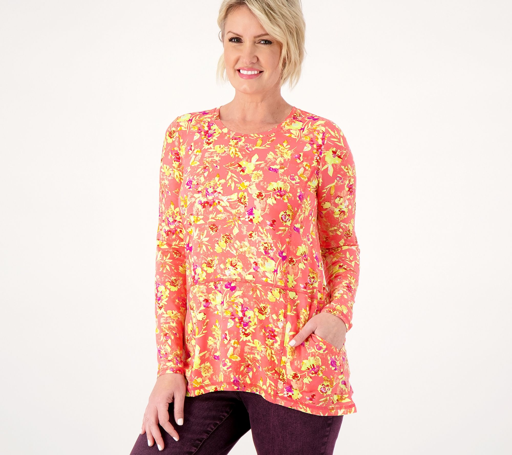 LOGO by Lori Goldstein Printed Rayon 230 Top with Contrast Stitch