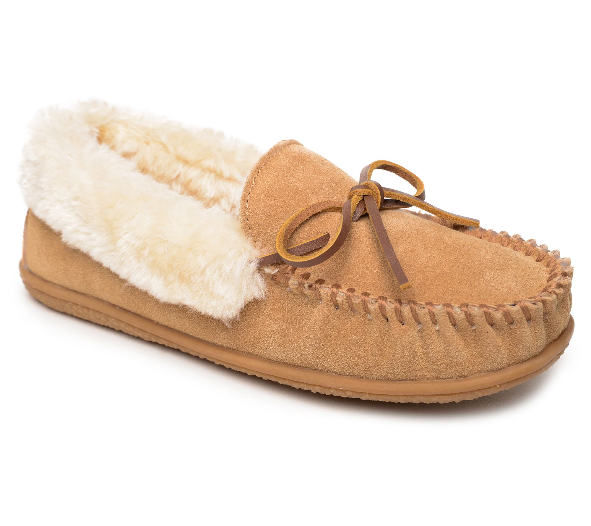Minnetonka Women's Camp Collar Suede Moccasin Slippers