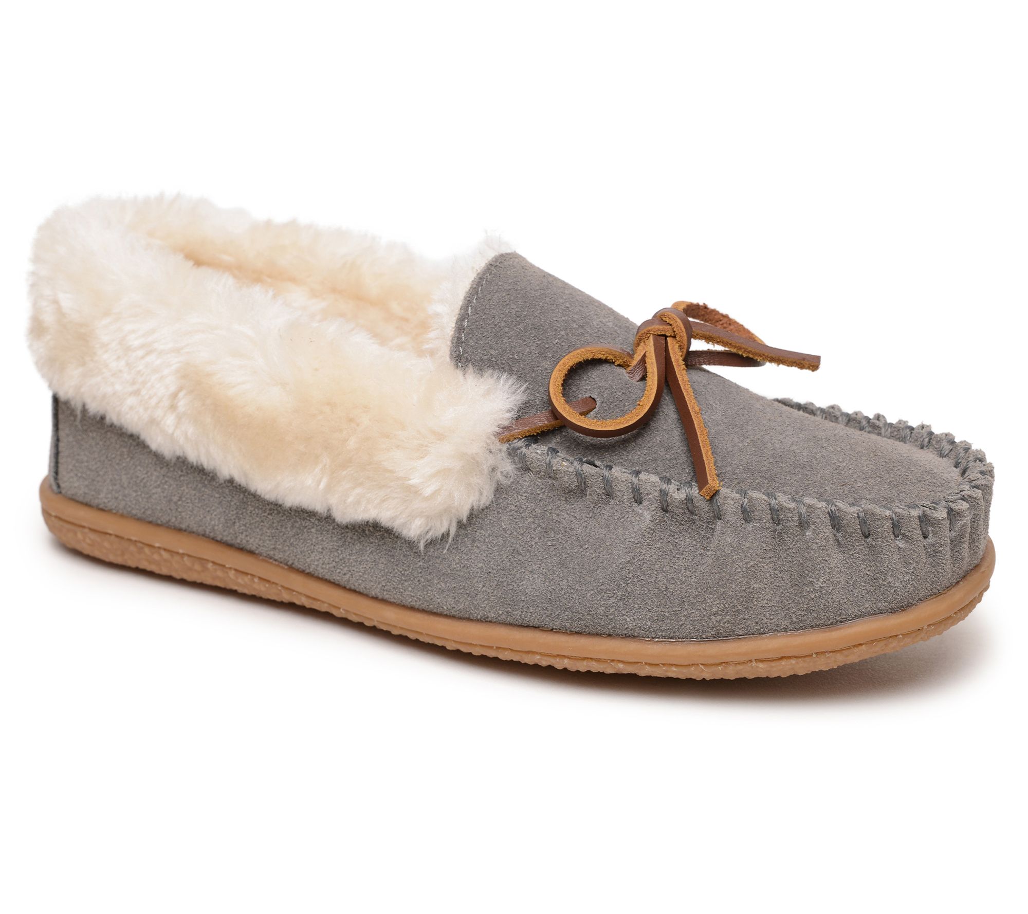 Minnetonka Women's Camp Collar Suede Moccasin Sippers