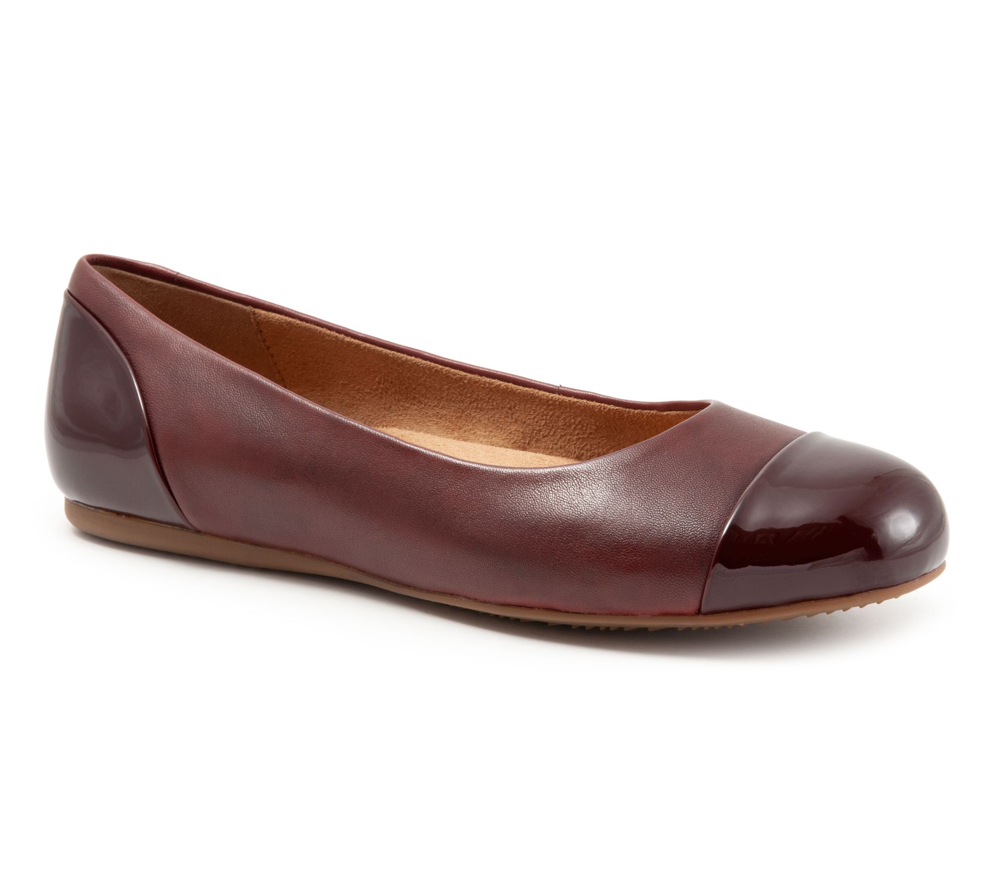 Softwalk Sonoma Cap Toe Leather Flat