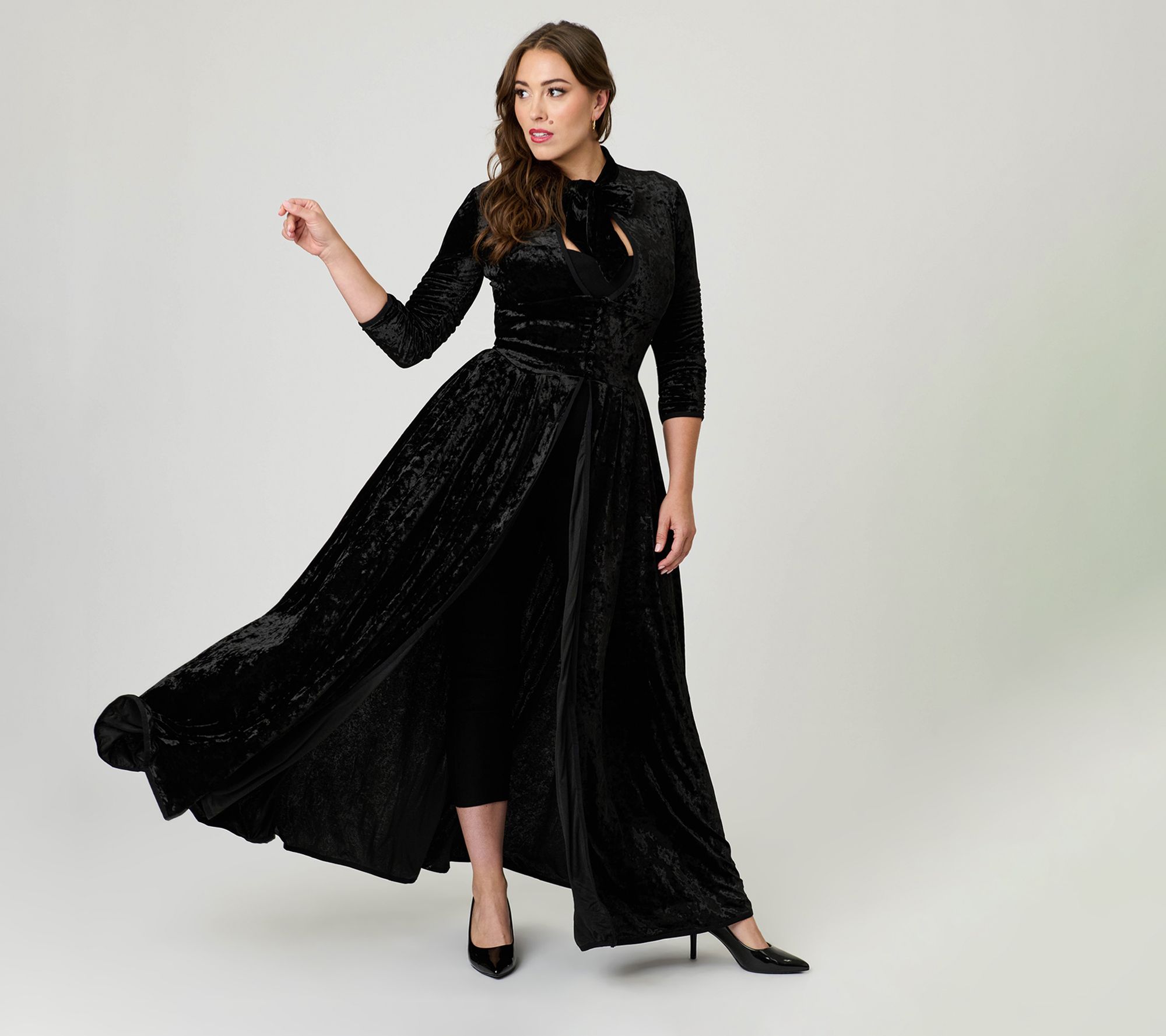 Unique Vintage Black Crushed Velvet Starlet Duster