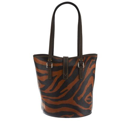 dooney and bourke north south bucket bag