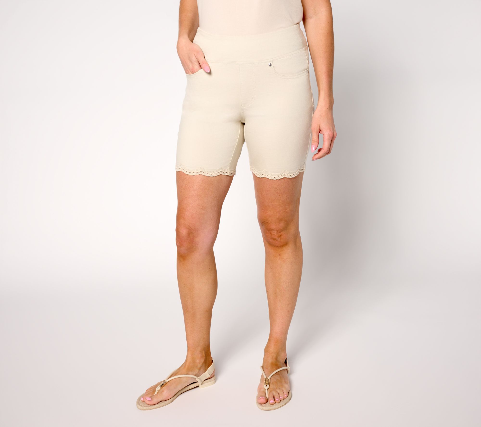 Belle by KIm Gravel TripleLuxe Twill Eyelet Scallop 8"Short