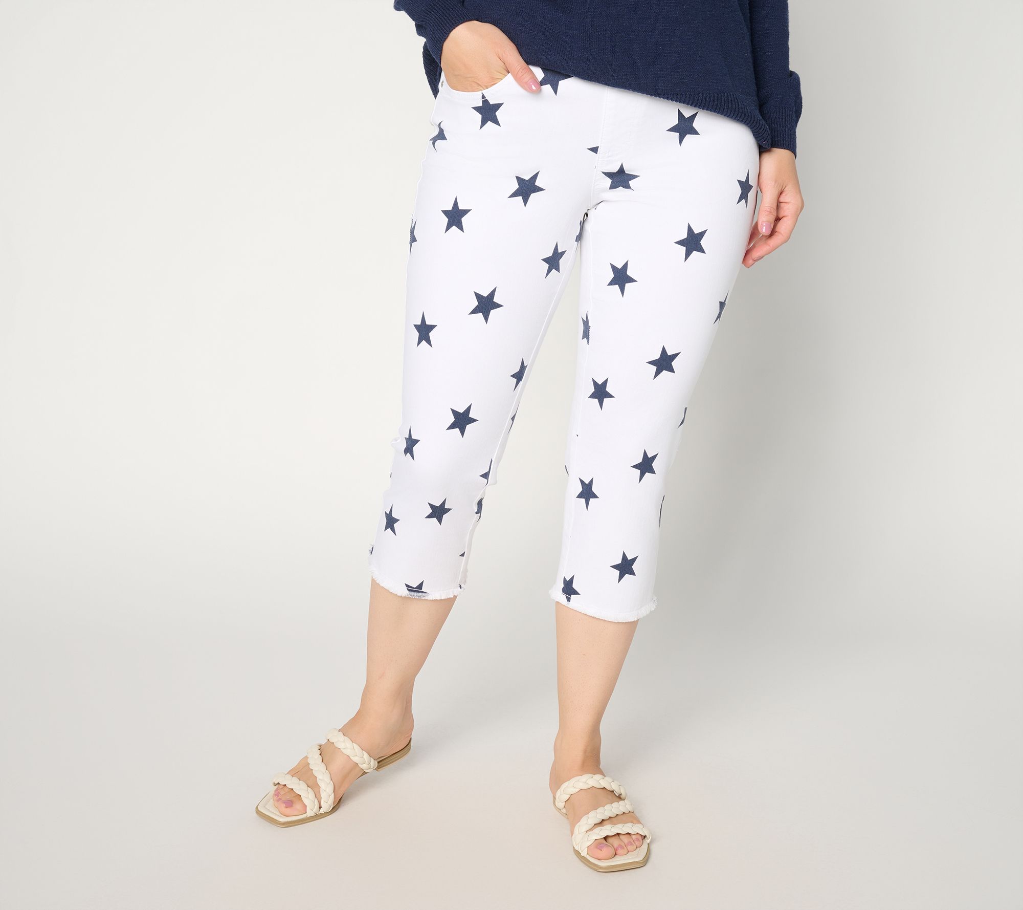 "As Is" Belle by Kim Gravel Reg TripleLuxe Twill Star Frayed Capri