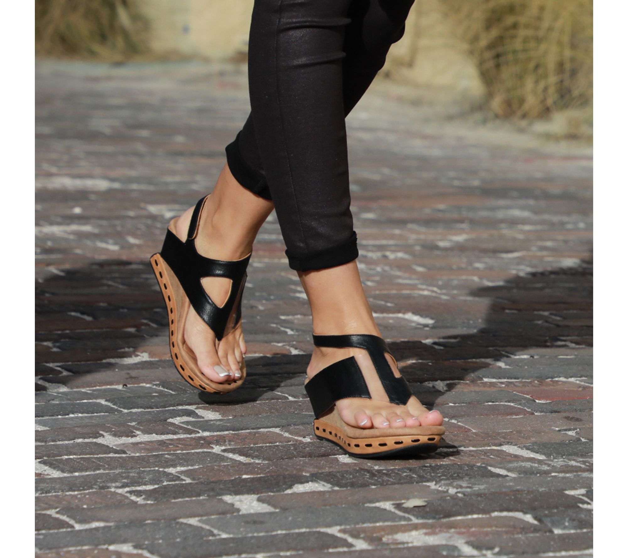 Modzori Venitia Reversible Wedge Sandal -BeigeFlips to Black - QVC.com