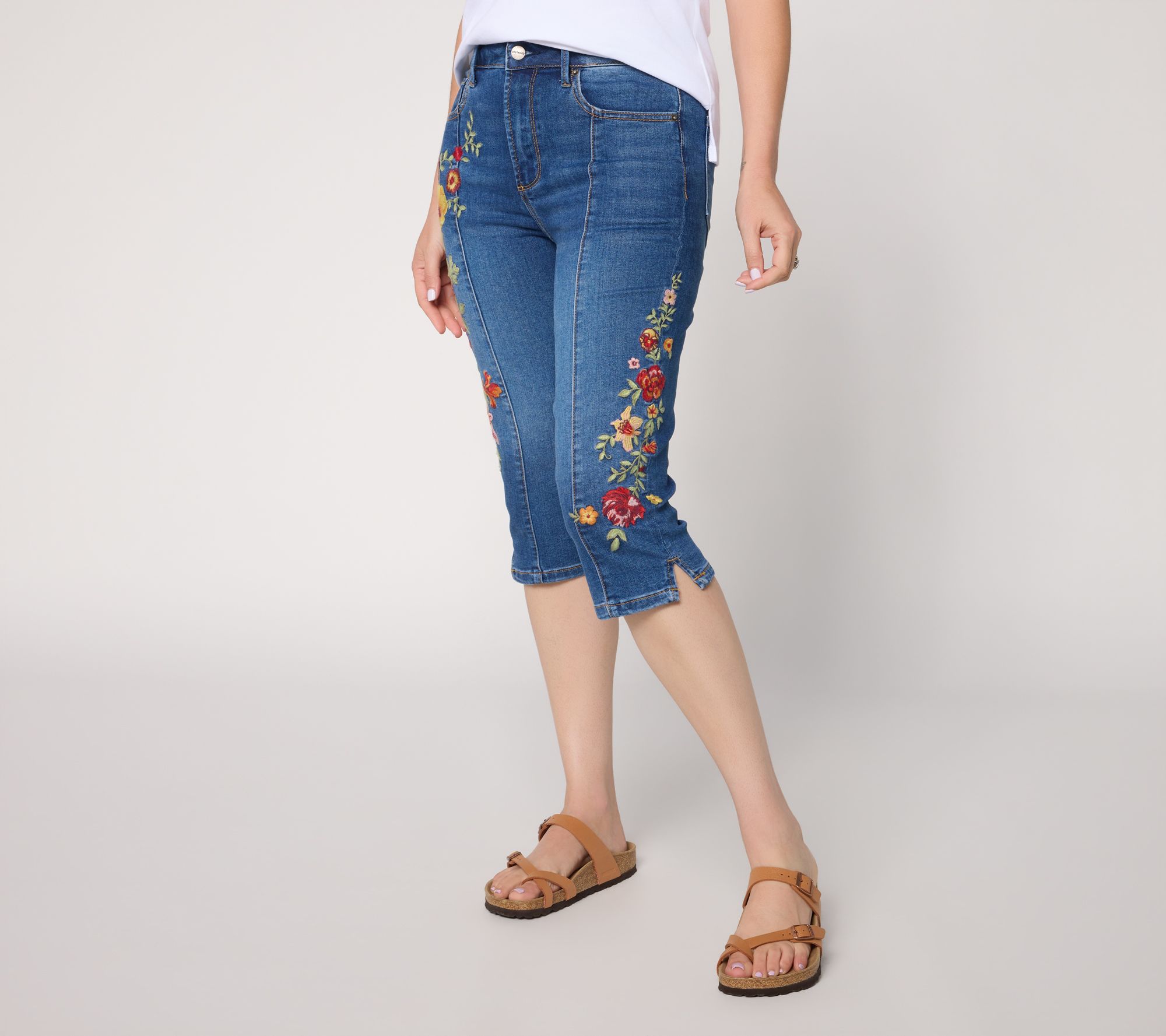 Driftwood Jeans Embroidered Clam Digger Capri - Fresh Florals