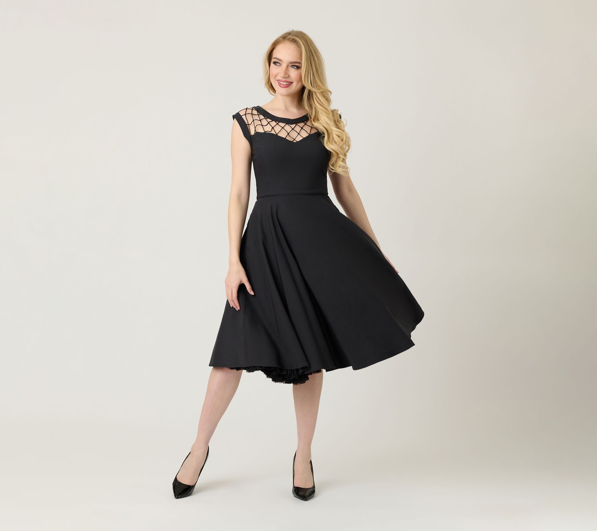 Unique Vintage Black Diamond Cable Swing Dress