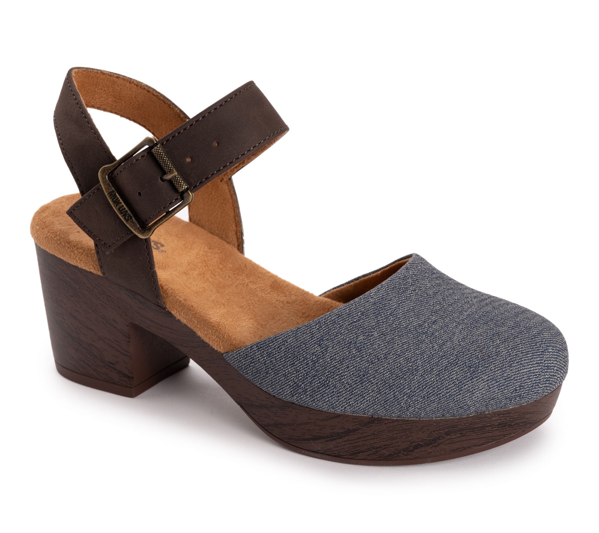 MUK LUKS Women's Merritt Closed Toe Quarter Strap Shoe