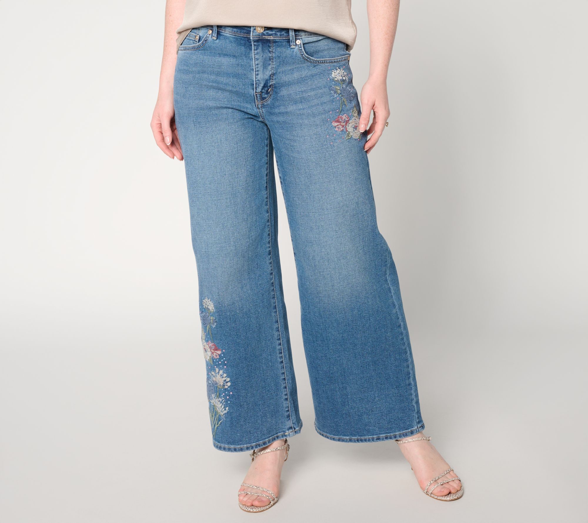 "As Is" Seven7 Jeans Loose Sneaker Jeans - Hilo Flowers