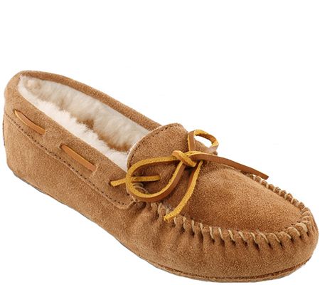 minnetonka soft sole slippers
