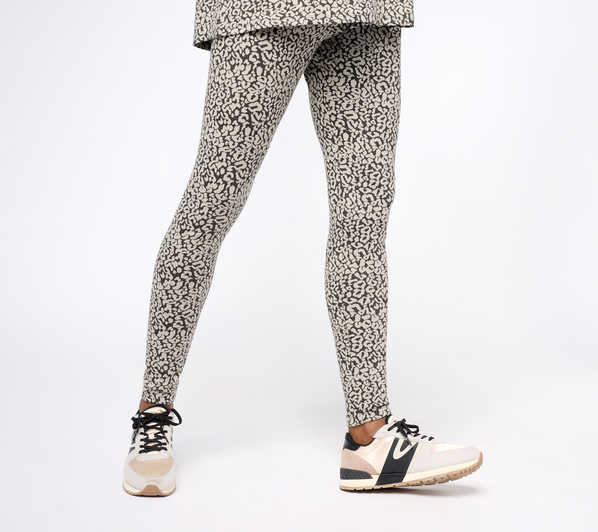 "As Is" LOGO Lounge by Lori Goldstein Jacquard Regular Legging