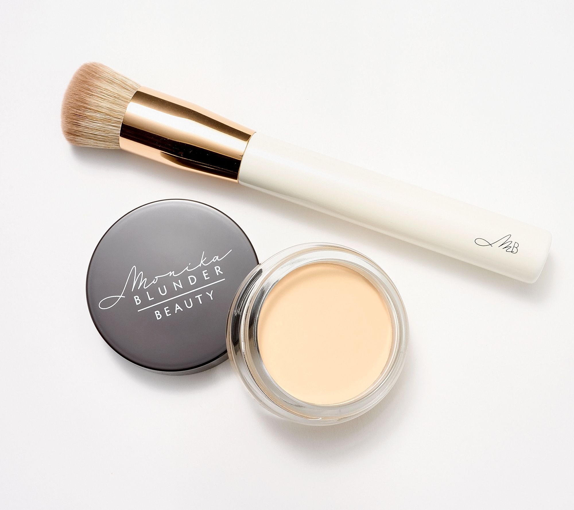 Monika Blunder Blunder Cover Foundation with Brush