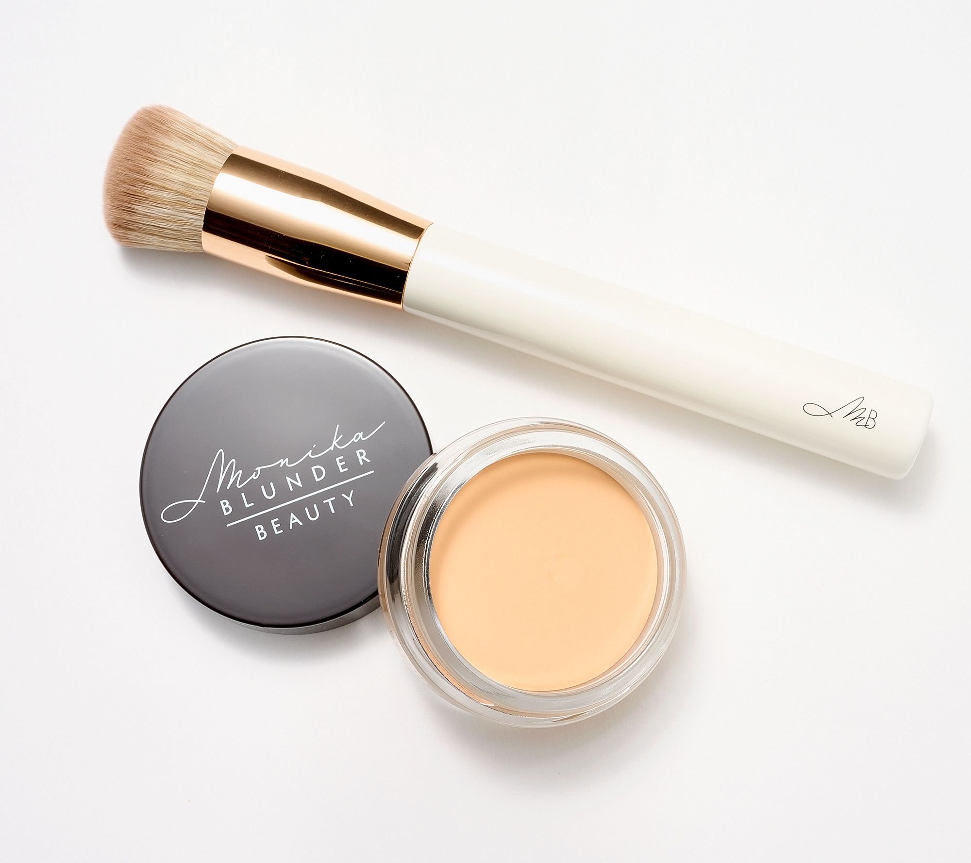 Monika Blunder Blunder Cover Foundation with Brush