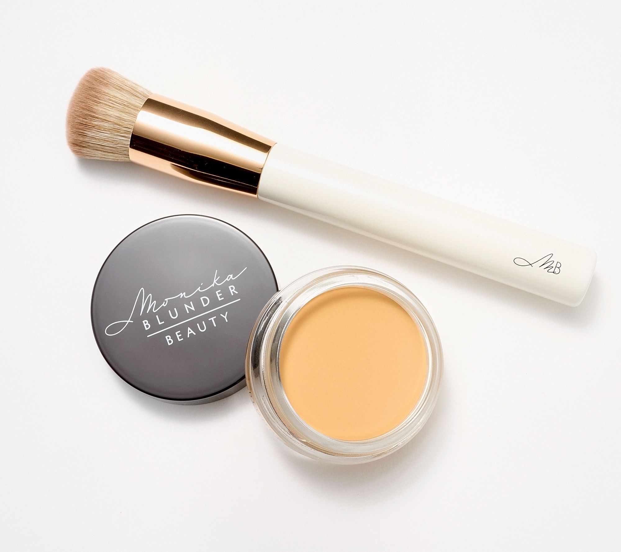 Monika Blunder Blunder Cover Foundation with Brush