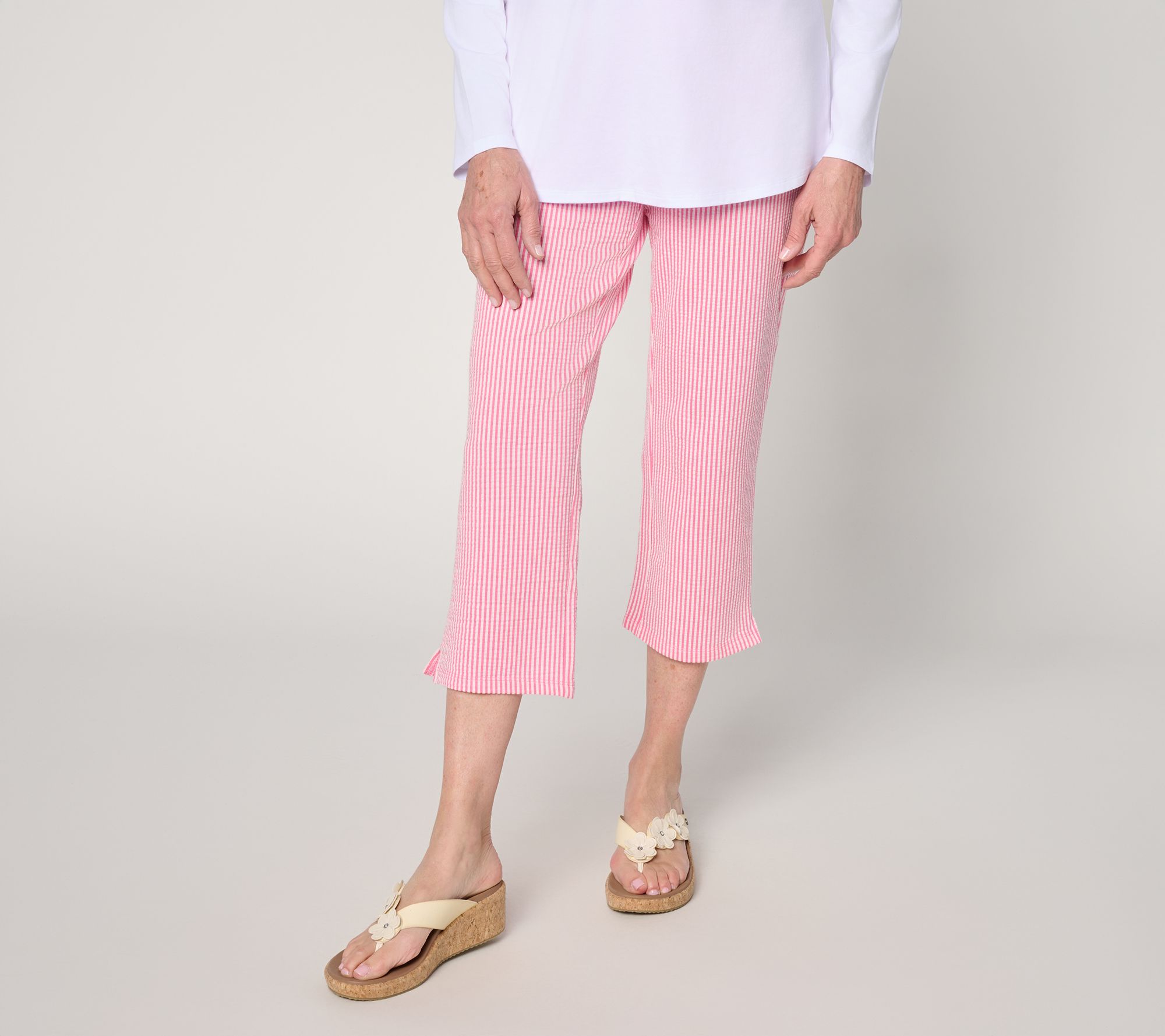 Quacker Factory Knit Seersucker 23" Straight Crop Pant