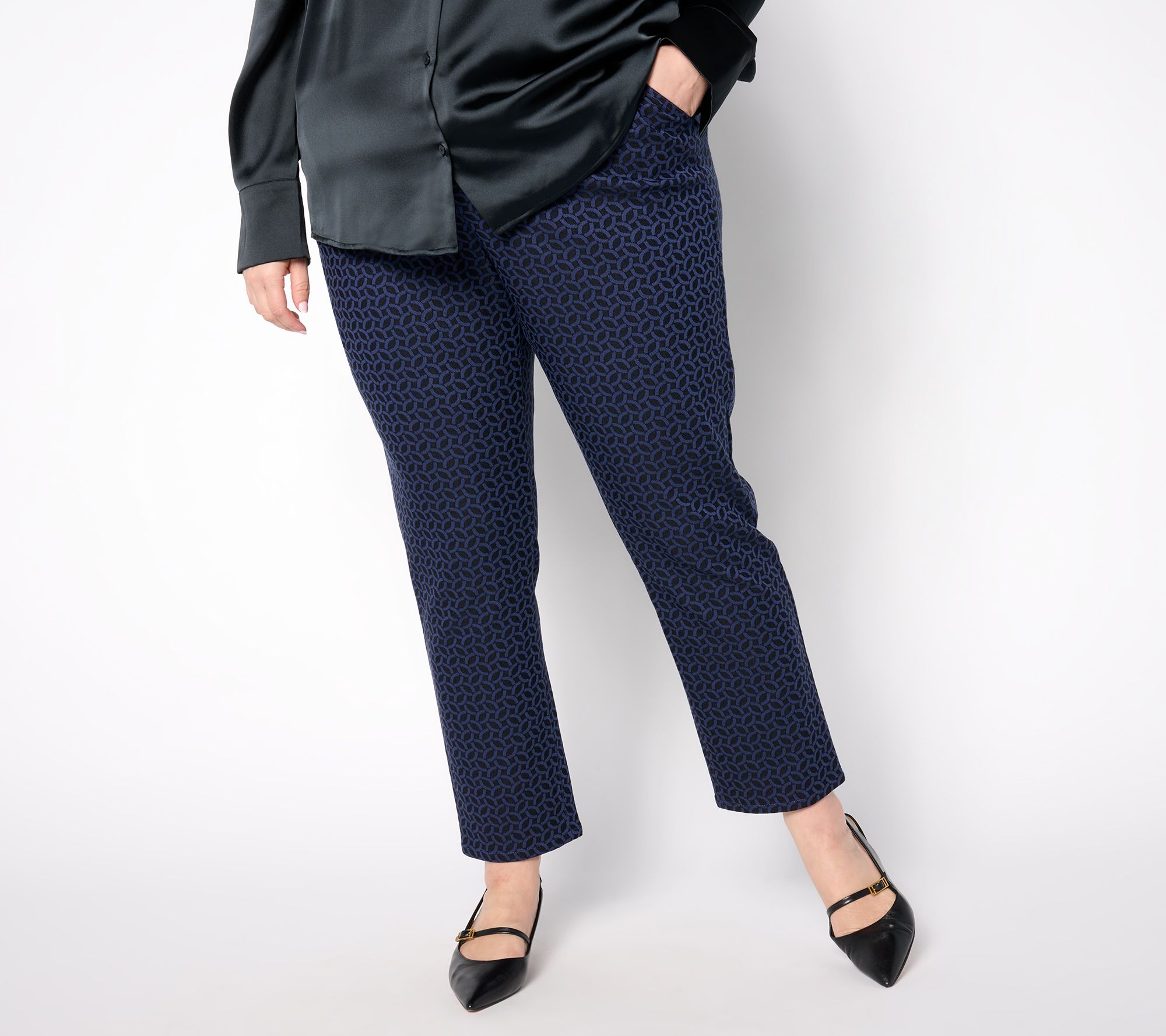 Joan Rivers Petite Jacquard Geo Straight Ankle Pant